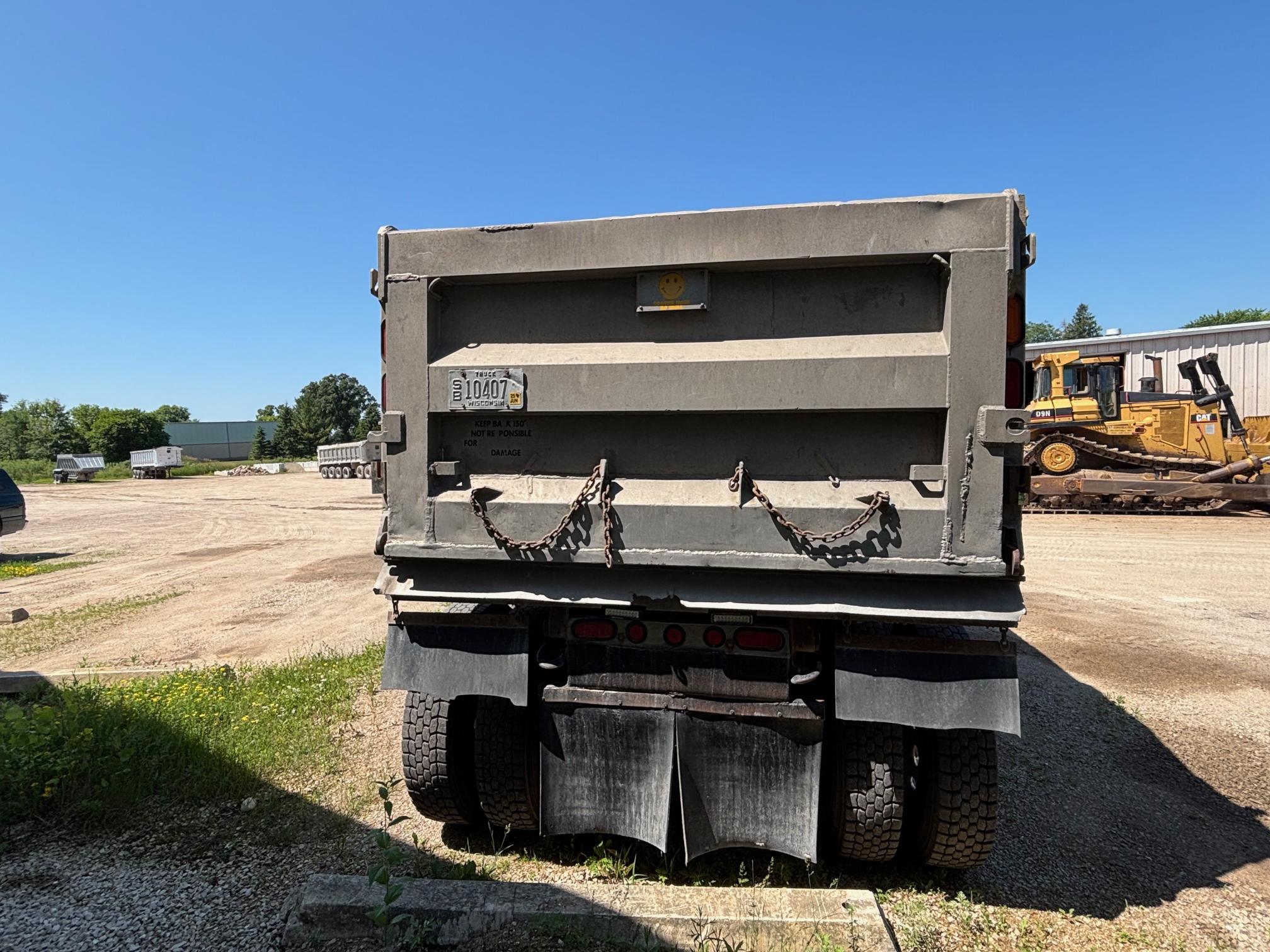 1997 MACK CL713 - Image 10